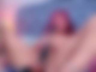 Live cam show with LiaTeylor - Control on Camsoda