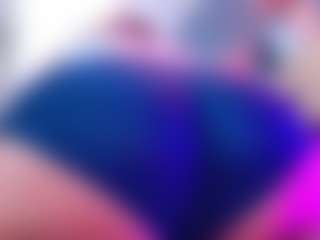 Live cam show with LiaTeylor - Skinny on studioflirtlive.com