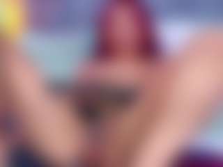 Live cam show with LiaTeylor - Control on Camsoda