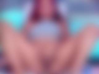 Live cam show with LiaTeylor - Cute on AdultVida.com