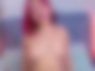 Live cam show with LiaTeylor - Athletic Blowjob on SpankPalCams