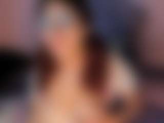 Live cam show with Maddy Jhonsson - Moaning on AdultVida.com