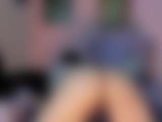 Live cam show with Maddy Jhonsson - Double Penetration on TeamSkeetLive