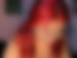 Live cam show with Maddy Jhonsson - Colombia on Dolls Live