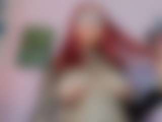 Live cam show with Maddy Jhonsson - Double Penetration on liverealitysex.com