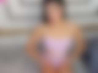 Live cam show with Nayla Grey - Tiny Tits on Camsoda