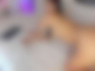 Live cam show with Nayla Grey - Erotic Dance on Milfs Live