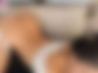 Live cam show with Nayla Grey - Bikini on eurowanks.com