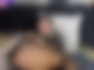 Nayla Grey's Live Sex Cam Show
