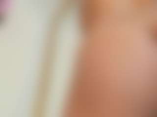 Live cam show with Nayla Grey - Hairy Pussy on Free Soda