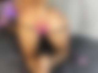 Nayla Grey's Live Sex Cam Show