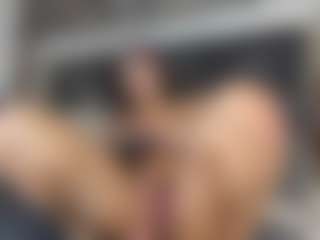 Nayla Grey's Live Sex Cam Show
