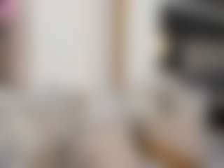 Live cam show with Nayla Grey - Tease on Dare Cams