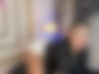 Live cam show with Nayla Grey - Dildo Or Vibrator on CamClone
