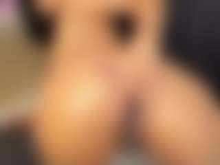 Nayla Grey's Live Sex Cam Show