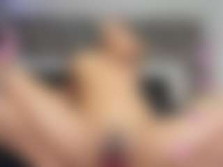 Nayla Grey's Live Sex Cam Show