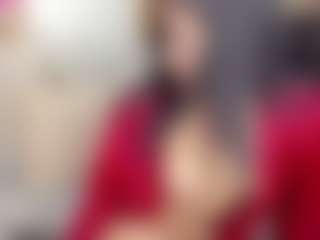 Live cam show with Nayla Grey - Average on Camming Site