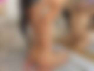 Live cam show with Nayla Grey - Facial on Camsoda