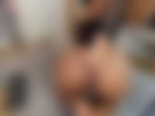 Nayla Grey's Live Sex Cam Show
