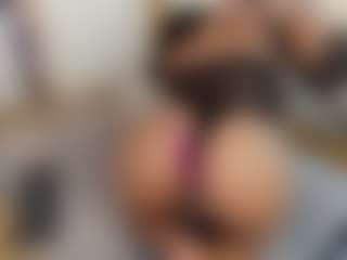 Nayla Grey's Live Sex Cam Show