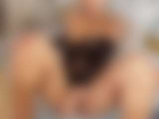 Nayla Grey's Live Sex Cam Show