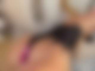Nayla Grey's Live Sex Cam Show