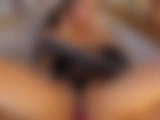 Nayla Grey's Live Sex Cam Show