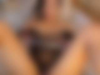 Nayla Grey's Live Sex Cam Show