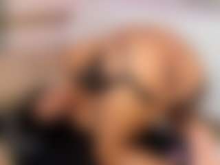 Nayla Grey's Live Sex Cam Show