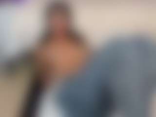 Nayla Grey's Live Sex Cam Show