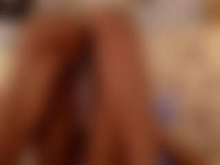Live cam show with Johan-gz - Brown Eyes on Camsoda