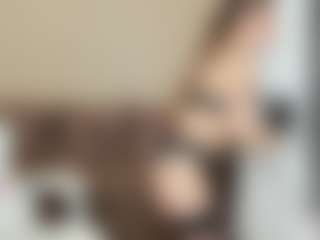 LilCandy18's Live Sex Cam Show