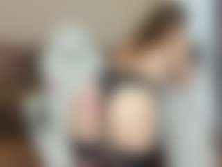 LilCandy18's Live Sex Cam Show