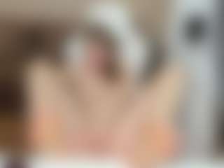 LilCandy18's Live Sex Cam Show