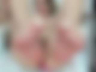 LilCandy18's Live Sex Cam Show