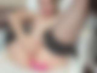 LilCandy18's Live Sex Cam Show