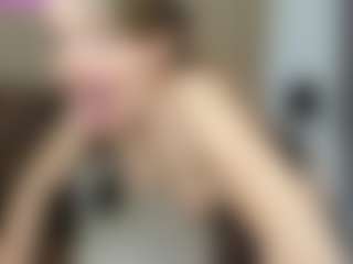 Live cam show with LilCandy18 - Hairy Pussy on Camsoda