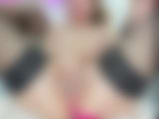LilCandy18's Live Sex Cam Show