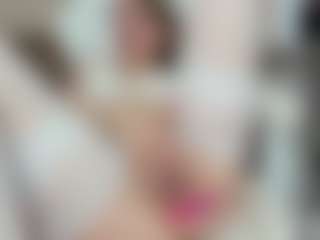 LilCandy18's Live Sex Cam Show