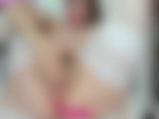 LilCandy18's Live Sex Cam Show