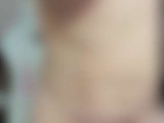 LilCandy18's Live Sex Cam Show