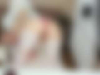 LilCandy18's Live Sex Cam Show