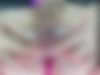 LilCandy18's Live Sex Cam Show