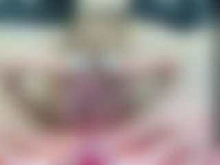 LilCandy18's Live Sex Cam Show