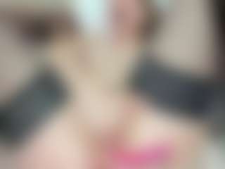 LilCandy18's Live Sex Cam Show