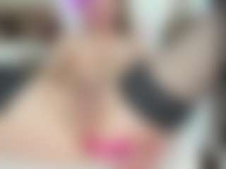 LilCandy18's Live Sex Cam Show