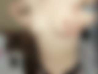 LilCandy18's Live Sex Cam Show
