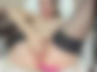 LilCandy18's Live Sex Cam Show