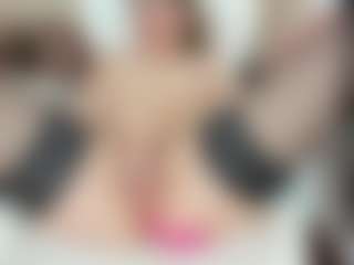 LilCandy18's Live Sex Cam Show