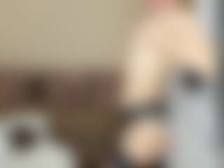 Live cam show with LilCandy18 - Lush on Camsoda